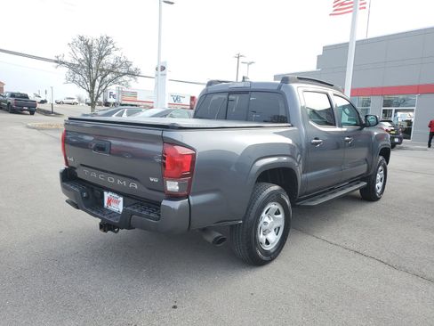 Used 2023 Toyota Tacoma SR image 4