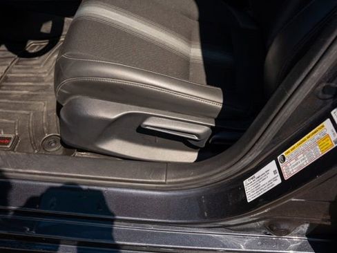 Used 2025 Honda Civic Sport image 18