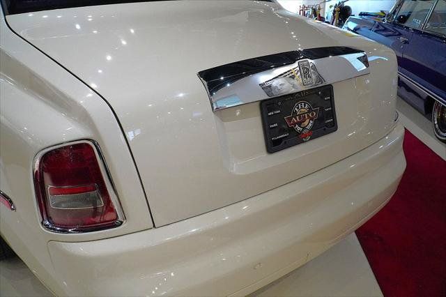 Used 2009 Rolls-Royce Phantom Sedan RWD image 11