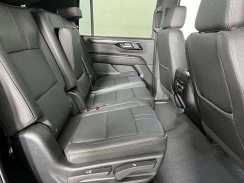 Used 2025 Chevrolet Suburban RST w/ Sun And Tow Package image 31