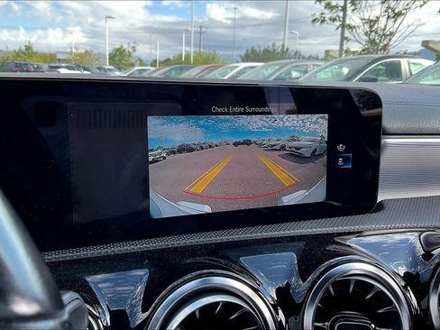 Used 2022 Mercedes-Benz CLA 250 image 20