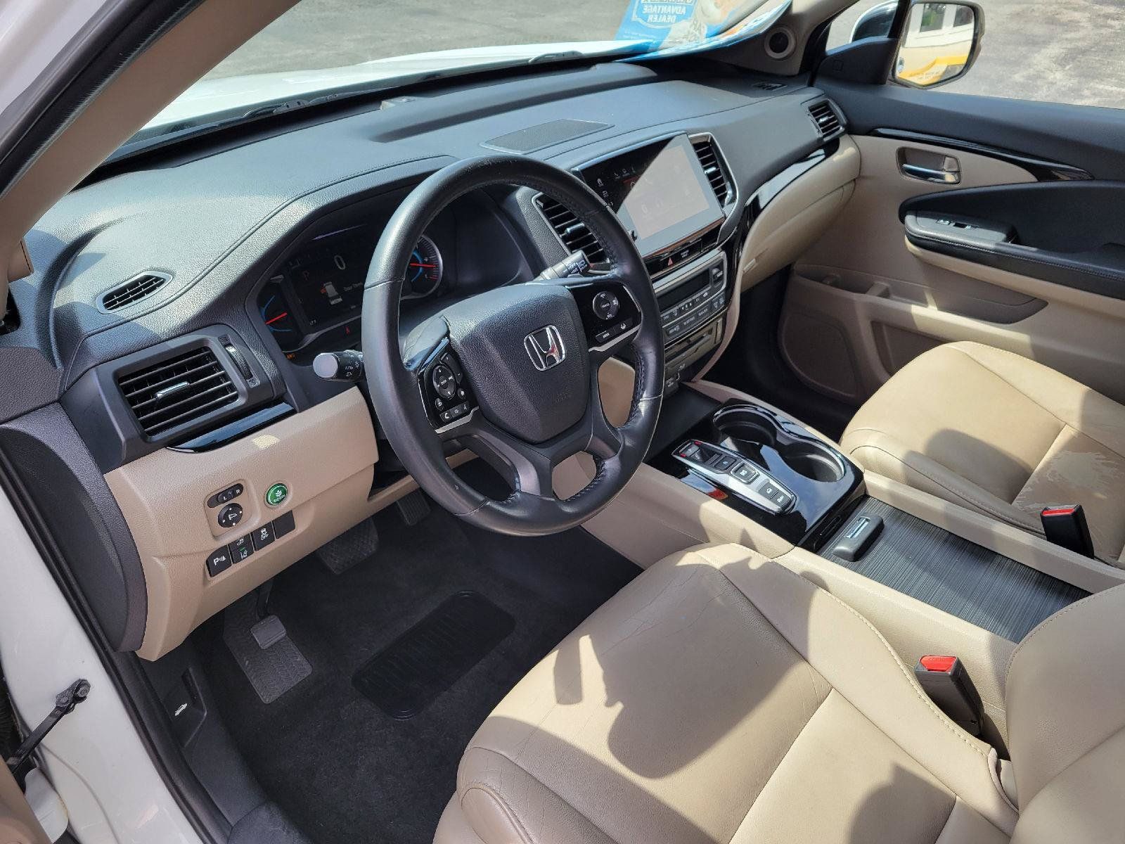Used 2020 Honda Pilot Touring image 5