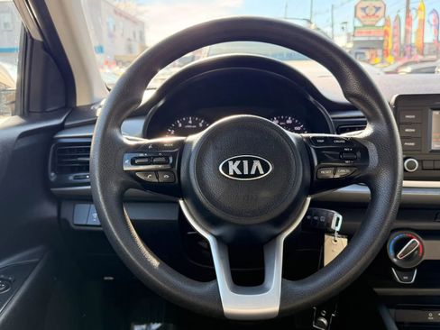 Used 2019 Kia Rio S image 17