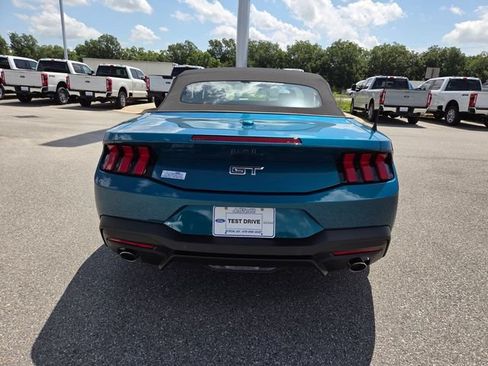 New 2026 Ford Mustang GT Premium w/ GT Performance Package RWD image 9