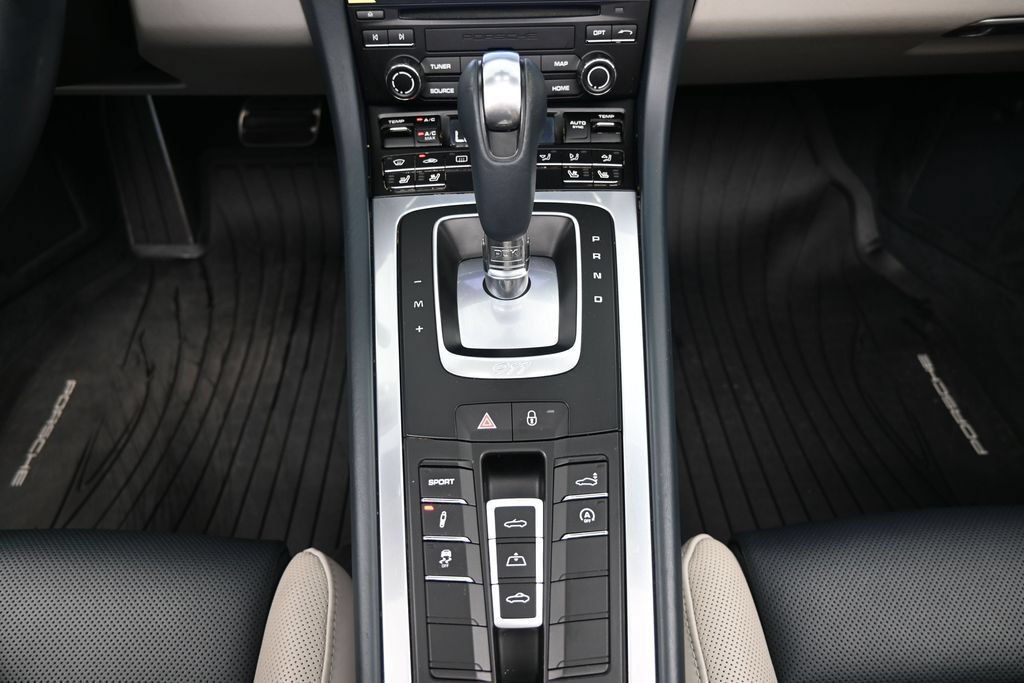 Certified 2019 Porsche 911 Carrera S RWD image 16