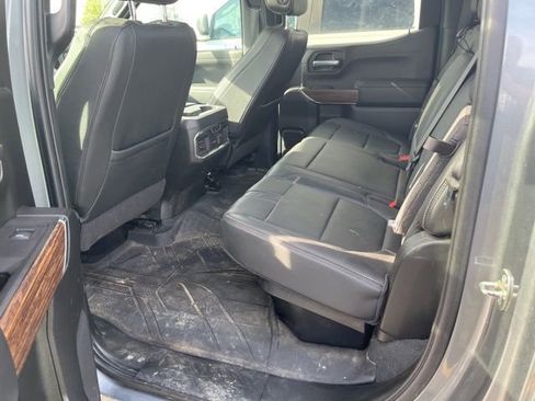 Used 2020 Chevrolet Silverado 1500 High Country w/ Technology Package image 12