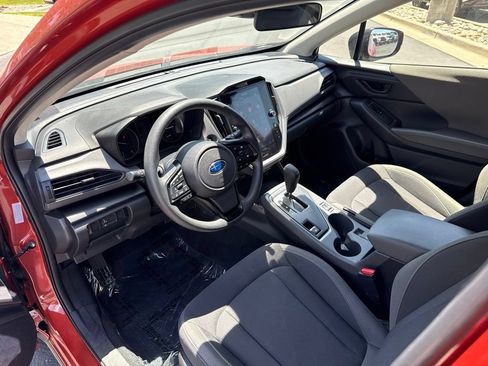 Used 2025 Subaru Crosstrek 2.5i Premium AWD/4WD image 11