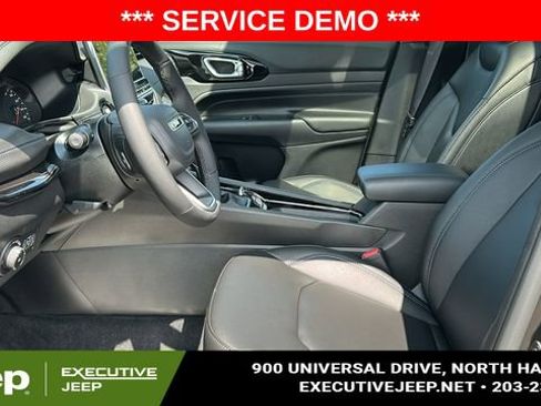 New 2025 Jeep Compass Limited w/ Sun & Sound Group image 7