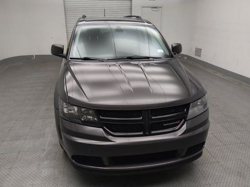Used 2018 Dodge Journey SE w/ Connectivity Group FWD image 14