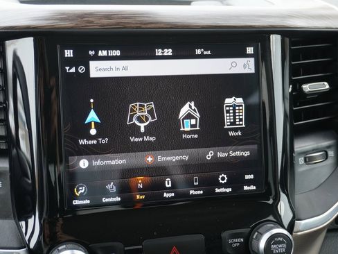 Used 2020 RAM 1500 Laramie image 29