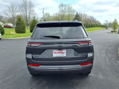 New 2026 Jeep Grand Cherokee Limited AWD/4WD image 4