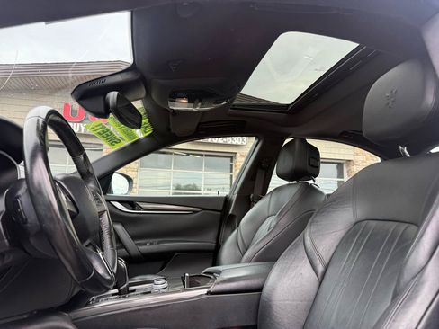 Used 2018 Maserati Ghibli S Q4 AWD/4WD image 10