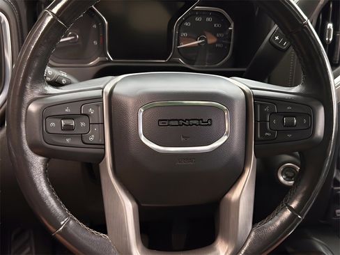 Used 2022 GMC Sierra 2500 Denali w/ Denali Ultimate Package image 18