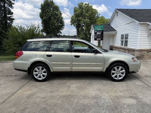 Used 2007 Subaru Outback 2.5i AWD/4WD image 8