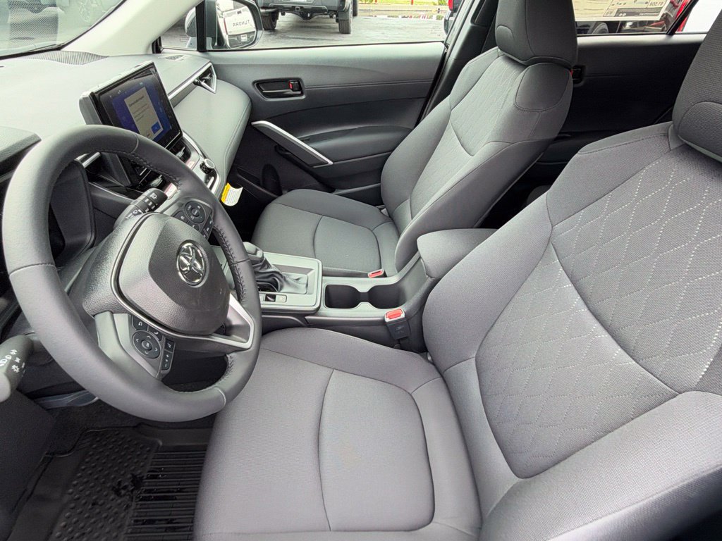 New 2026 Toyota Corolla Cross LE FWD image 19