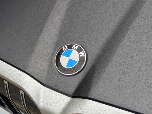 Certified 2025 BMW 530i xDrive w/ Premium Package image 12