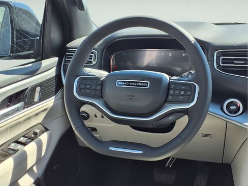 New 2026 Jeep Grand Wagoneer 2WD w/ Premium Group I image 8