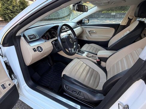 Used 2013 Volkswagen CC R-Line FWD image 26