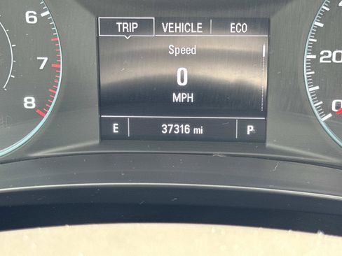 Used 2022 Chevrolet Malibu LT FWD image 27