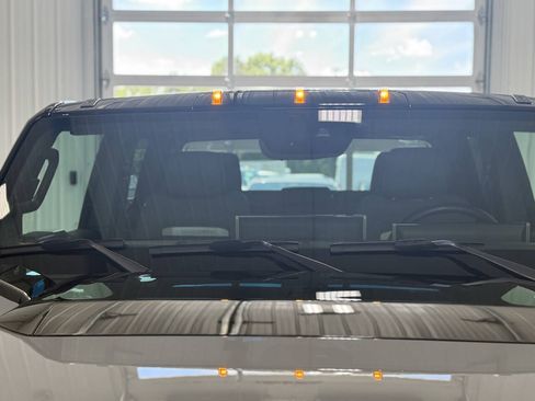 Used 2025 GMC Hummer EV 2X AWD/4WD image 17