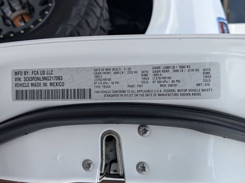 Used 2022 RAM 3500 Limited AWD/4WD image 32