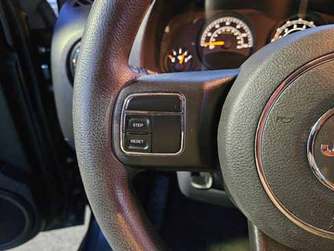 Used 2015 Jeep Patriot Sport w/ Power Value Group image 19