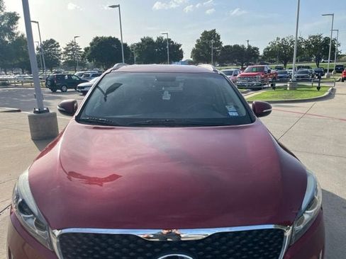 Used 2017 Kia Sorento LX w/ LX V6 Convenience Package FWD image 4