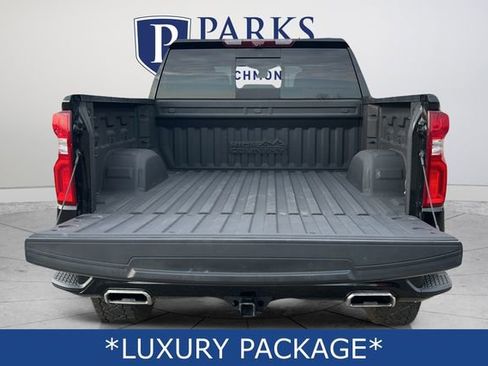 Used 2021 Chevrolet Silverado 1500 High Country w/ Technology Package image 20