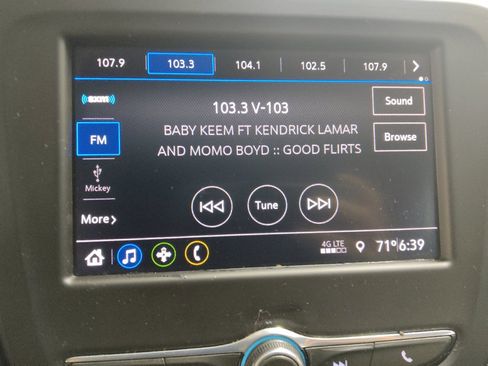 Used 2021 Chevrolet Equinox LT FWD image 25