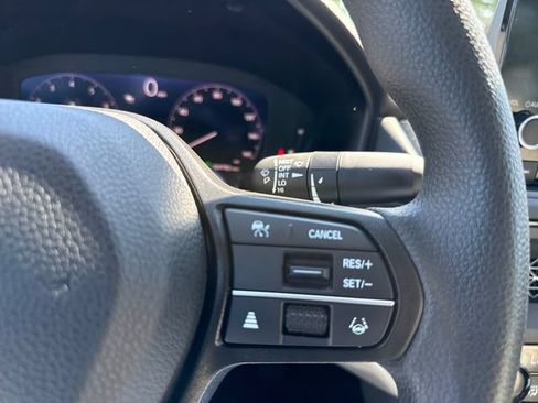 Used 2023 Honda Accord EX image 26