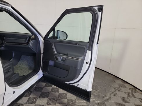 Used 2024 Rivian R1S Adventure AWD/4WD image 18