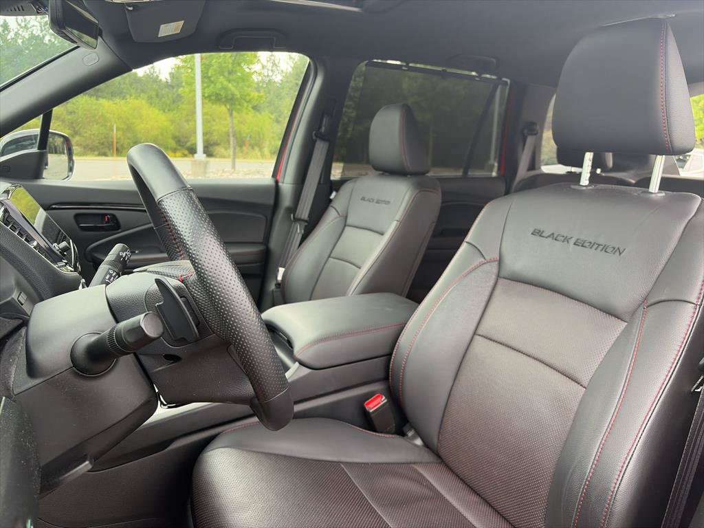 Certified 2024 Honda Passport Black Edition image 17