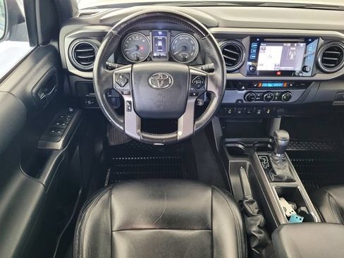 Used 2016 Toyota Tacoma TRD Sport RWD image 16
