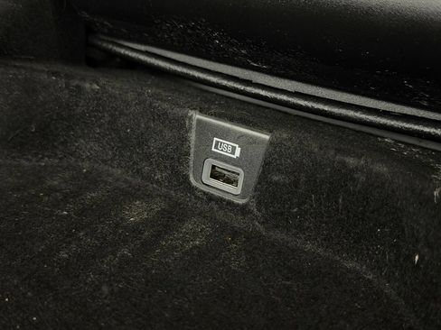 Used 2021 RAM 1500 Laramie w/ Sport Appearance Package AWD/4WD image 32