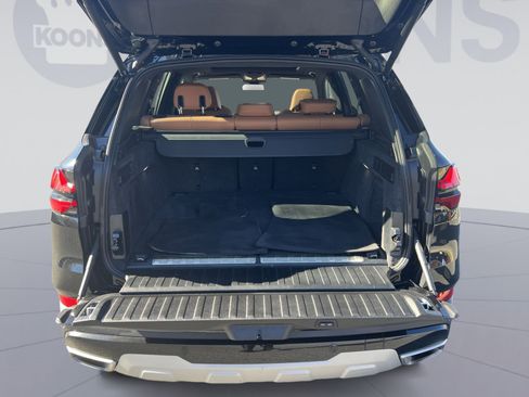 Used 2024 BMW X5 xDrive50e image 26