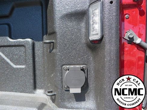 Used 2024 GMC Sierra 2500 Denali w/ Denali Reserve Package image 23