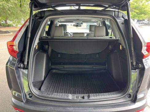 Used 2018 Honda CR-V Touring image 8