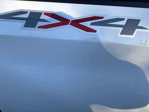 Used 2022 Chevrolet Silverado 1500 Custom w/ Safety Confidence Package image 18