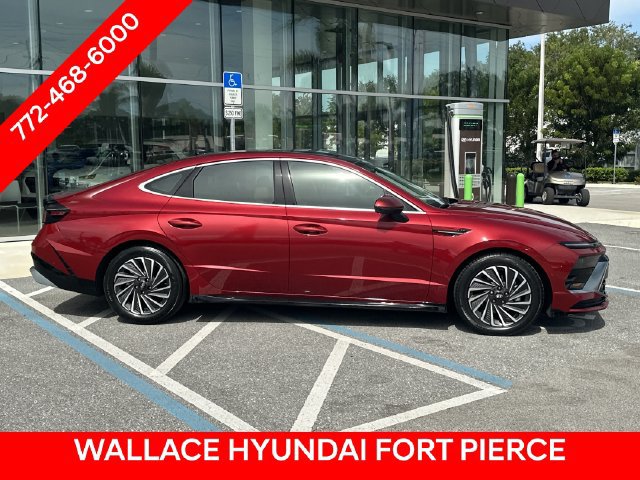 Used 2025 Hyundai Sonata Limited FWD image 5