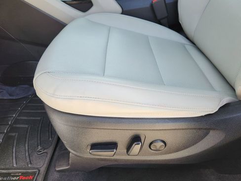 Used 2021 Kia Telluride S FWD image 25
