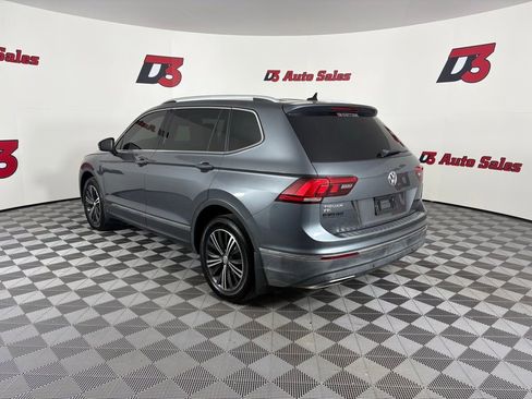 Used 2019 Volkswagen Tiguan SEL image 4