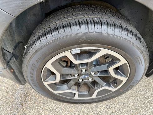 Used 2016 Subaru Crosstrek 2.0i Premium image 12