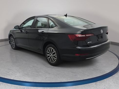 Used 2020 Volkswagen Jetta SE w/ SE Cold Weather Package FWD image 7