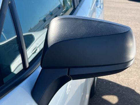 Certified 2024 Toyota Corolla Cross L image 9