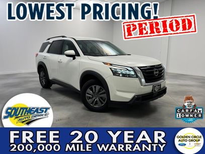 Used 2025 Nissan Pathfinder SV