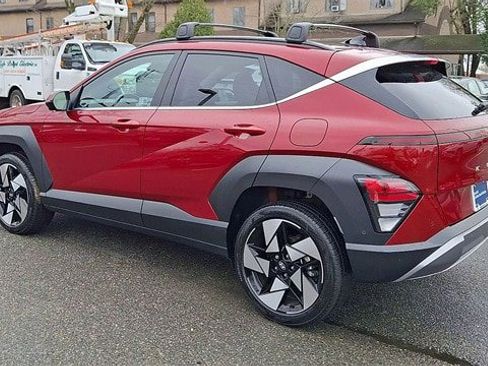 Certified 2025 Hyundai Kona Limited image 6