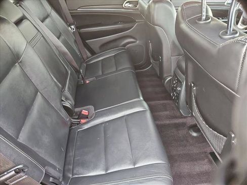 Used 2017 Jeep Grand Cherokee Limited RWD image 27