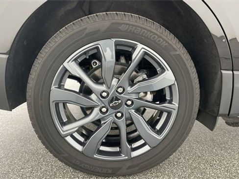 Used 2022 Chevrolet Equinox RS w/ Infotainment Package image 48