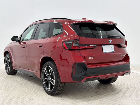 New 2026 BMW X1 xDrive28i w/ Technology Package AWD/4WD image 3