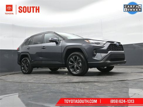 Used 2023 Toyota RAV4 XLE Premium image 44